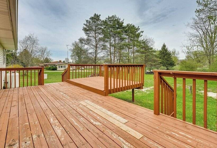 Cozy Silverwood Home: Near Golf Courses!