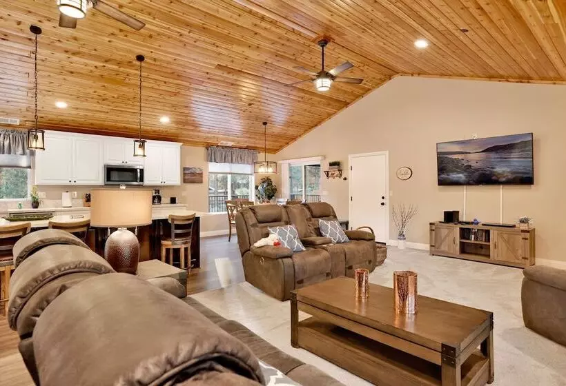 Erwin Lake Place #2219