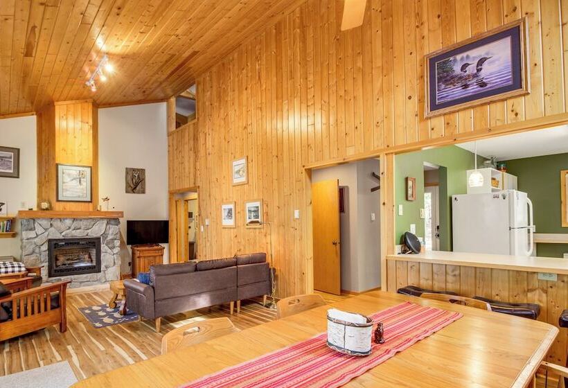 Family Cabin W/ Private Dock On Caribou Lake!