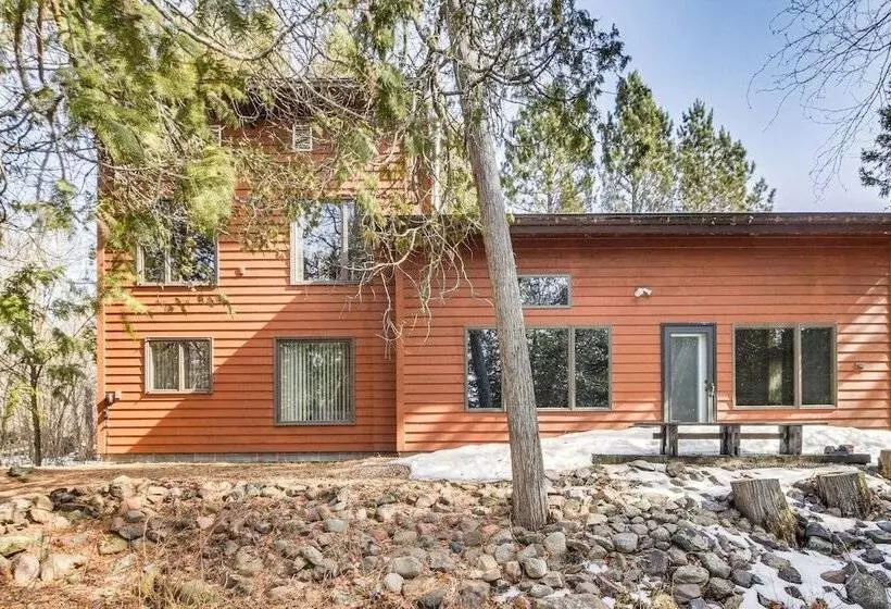 Family Cabin W/ Private Dock On Caribou Lake!