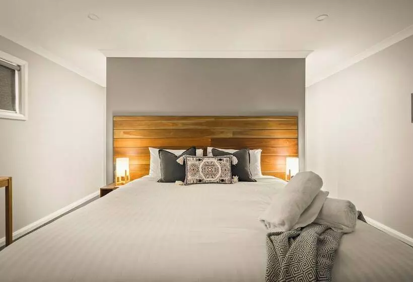 Herlihys On Huon   Cabin 1