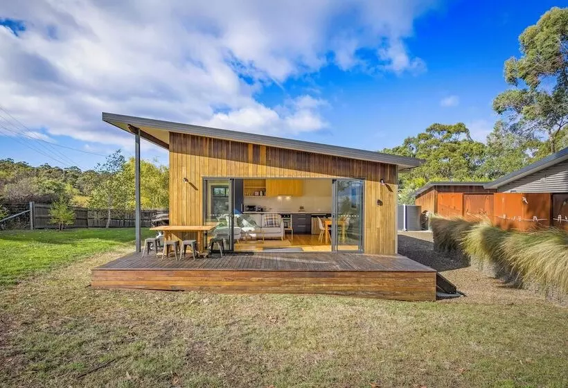 Herlihys On Huon   Cabin 1