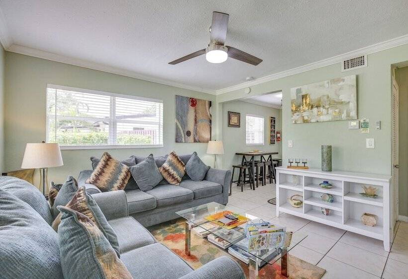 Hollywood Apartment, 5 Mi To Hard Rock Stadium!