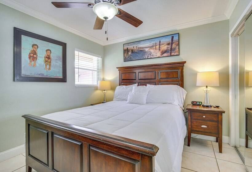 Hollywood Apartment, 5 Mi To Hard Rock Stadium!