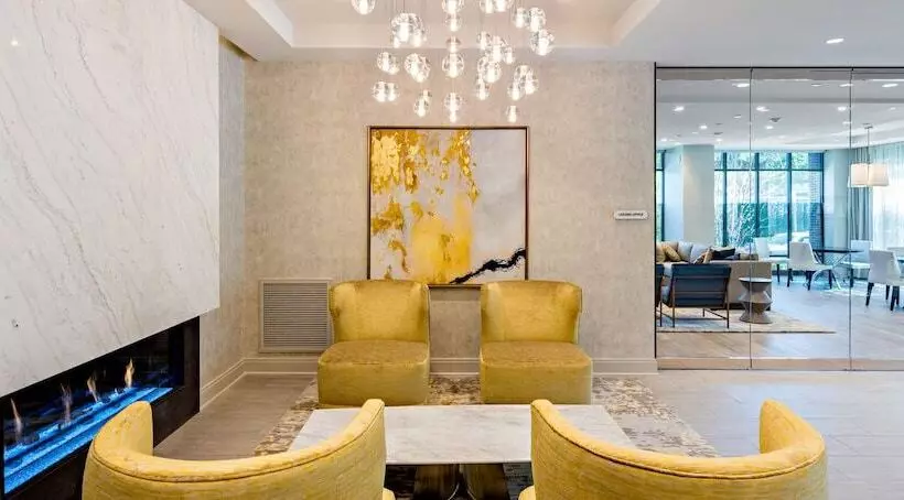 Hostelli Kings Point Lux Suites