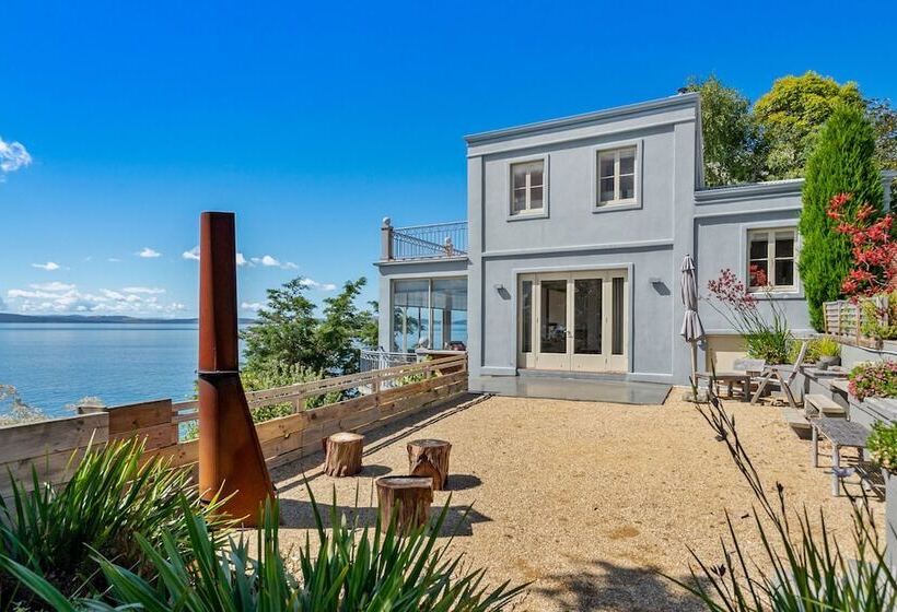 فندق Hakari   Waterfront & Light Filled