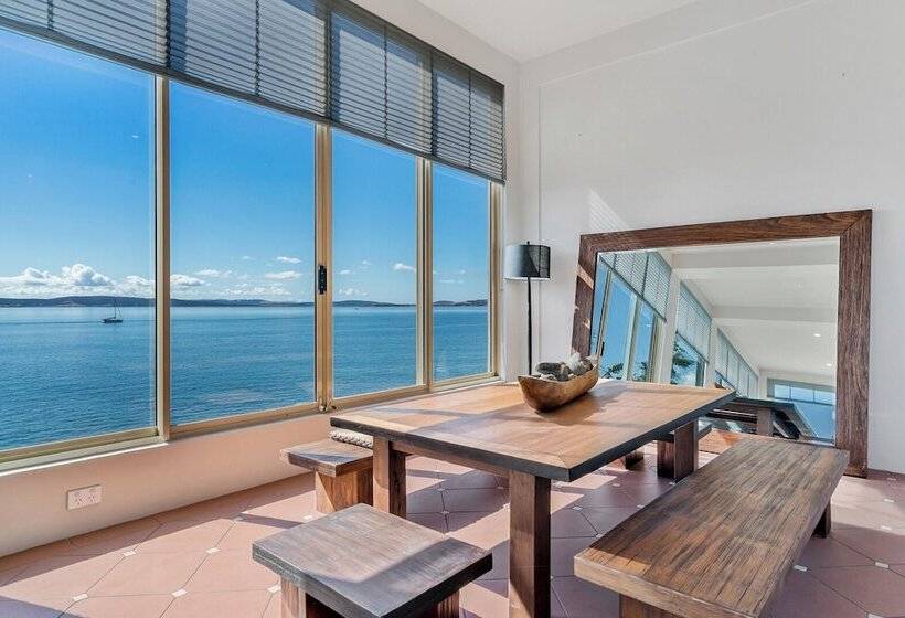 فندق Hakari   Waterfront & Light Filled