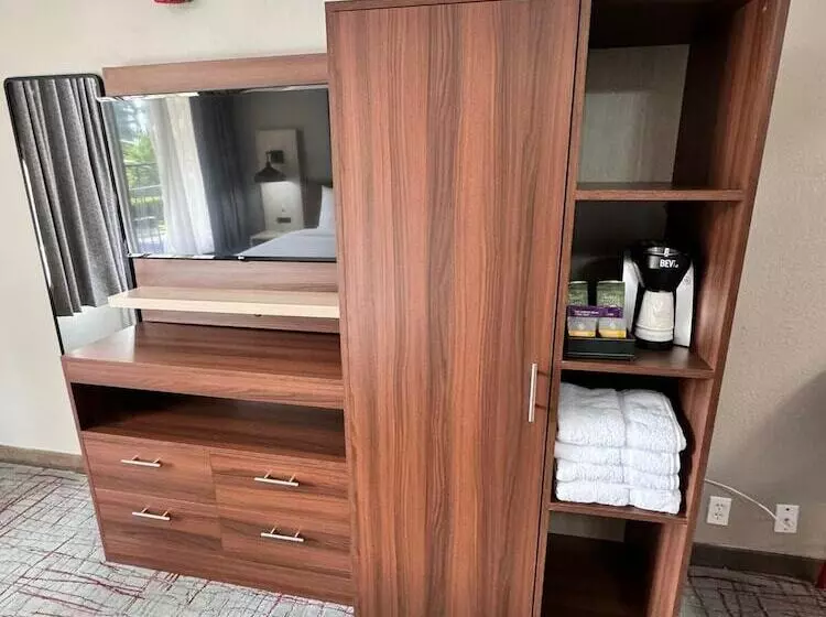 Hotelli Hawthorn Extended Stay By Wyndham Columbia Ft Jackson