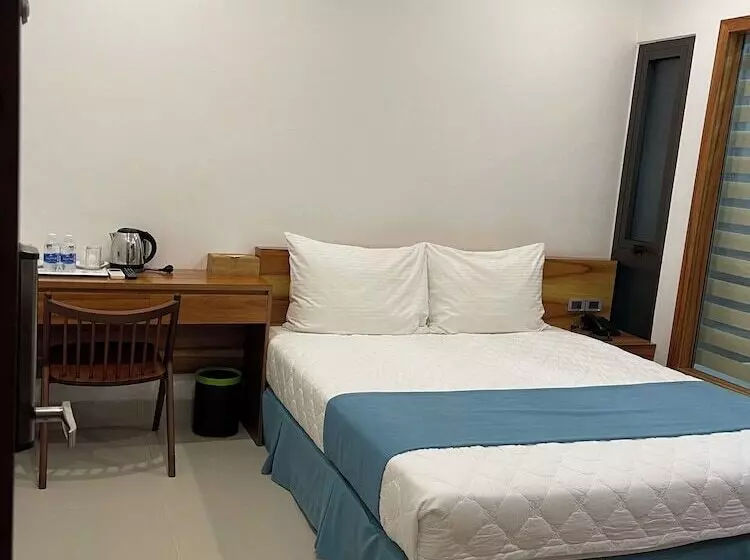 Hong Tuyet Hotel Phu Quoc   By Bayluxury