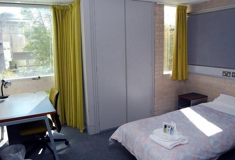 בית מלון כפרי Murray Edwards College