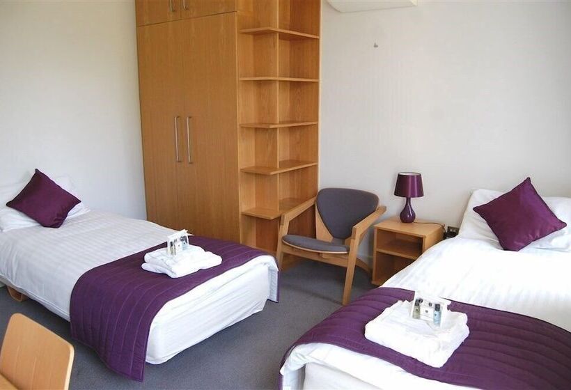 בית מלון כפרי Murray Edwards College