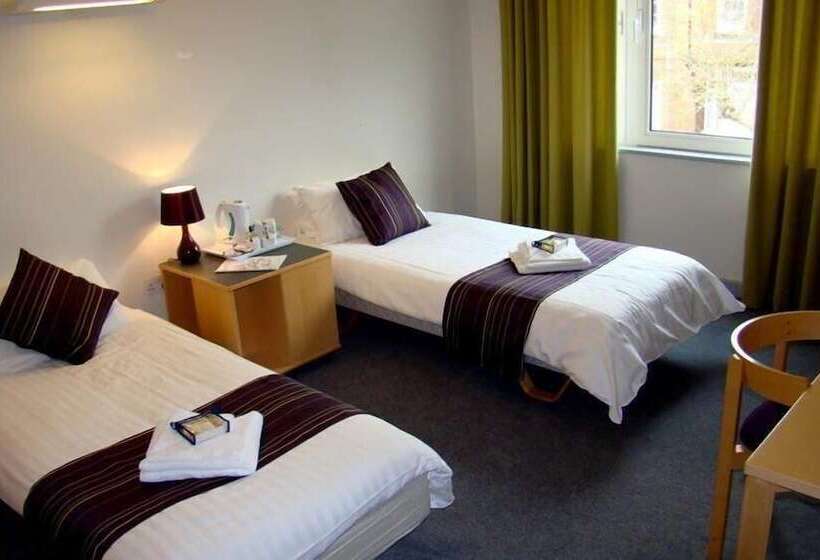 בית מלון כפרי Murray Edwards College