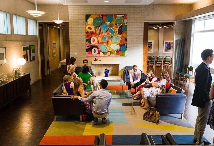 בית מלון כפרי Murray Edwards College