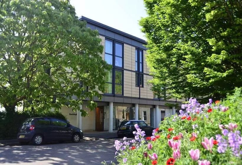 هتل Murray Edwards College