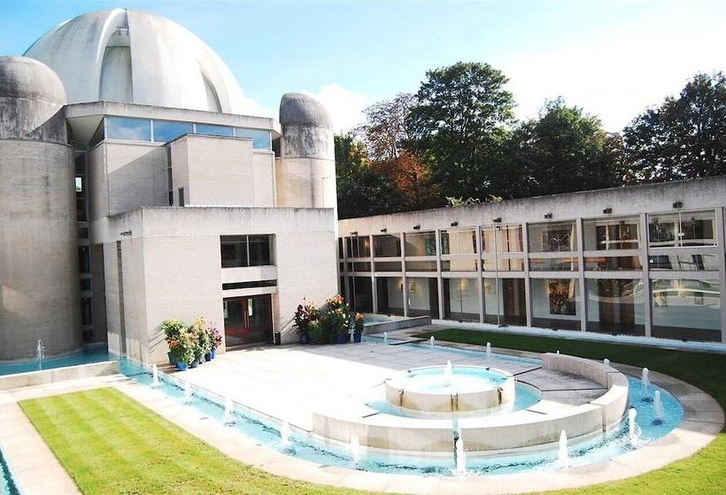 בית מלון כפרי Murray Edwards College