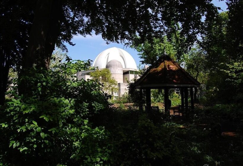 בית מלון כפרי Murray Edwards College