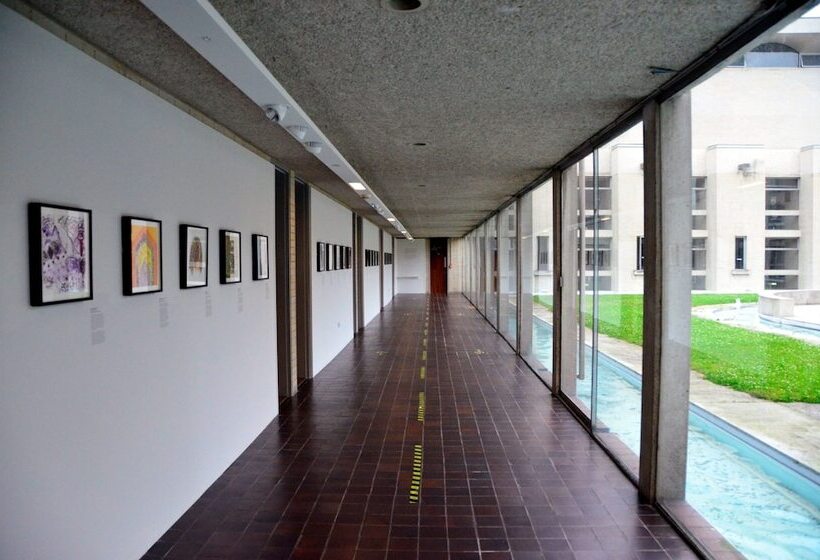 בית מלון כפרי Murray Edwards College