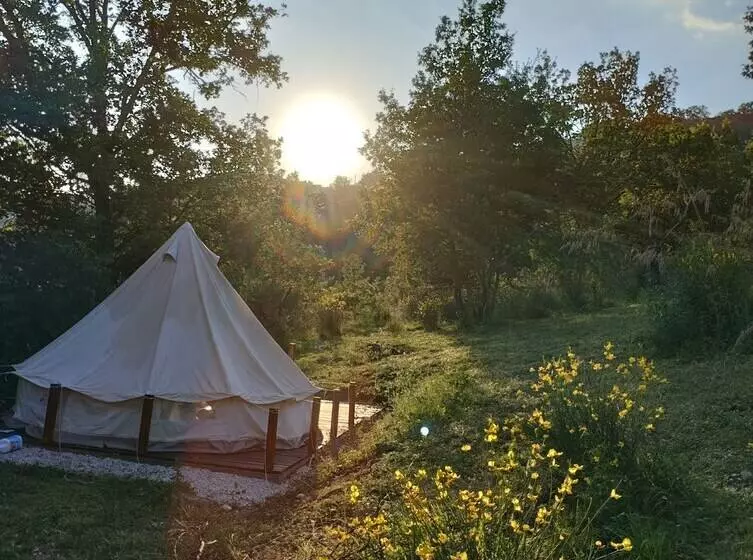Maaseutuhotelli Agriturismo Tre Casali