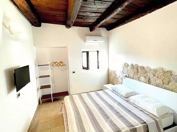 Maaseutuhotelli Agriturismo Tre Casali