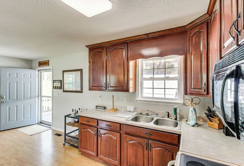 Lynchburg House W/ Lake View With Boat Dock!