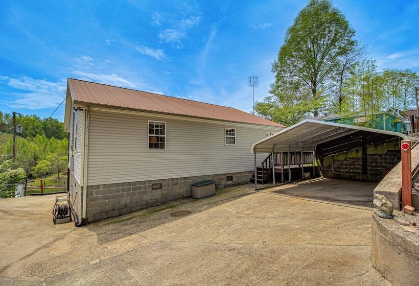 Lynchburg House W/ Lake View With Boat Dock!
