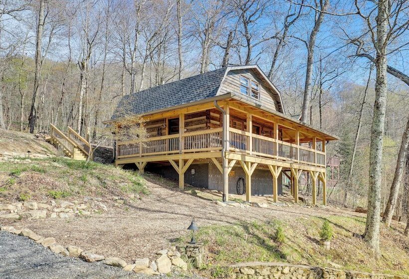 Mars Hill Log Cabin W/ Fire Pit & Resort Amenities
