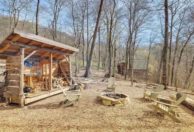 Mars Hill Log Cabin W/ Fire Pit & Resort Amenities