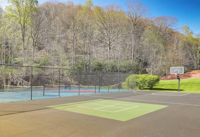 Mars Hill Log Cabin W/ Fire Pit & Resort Amenities