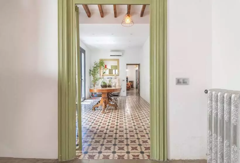 Majatalo Dog Admiral Urban Guest House