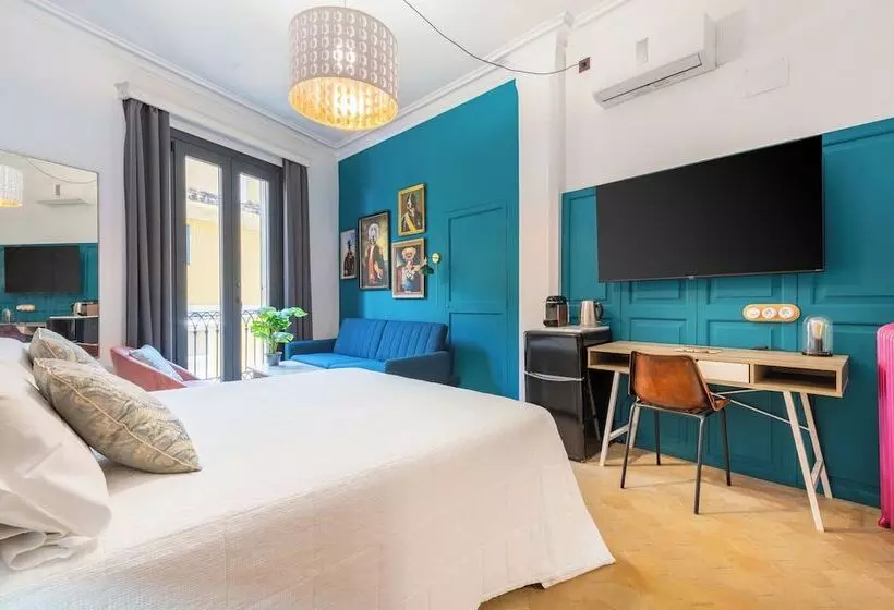 Majatalo Dog Admiral Urban Guest House