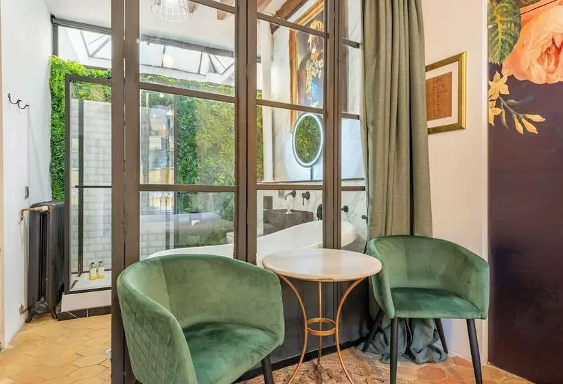 Majatalo Dog Admiral Urban Guest House