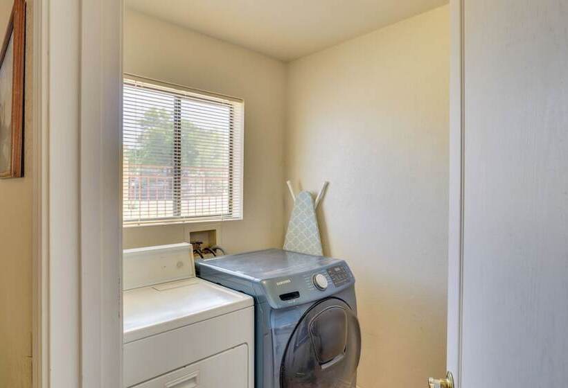 Pet Friendly Bullhead City Home ~ 2 Mi To River!