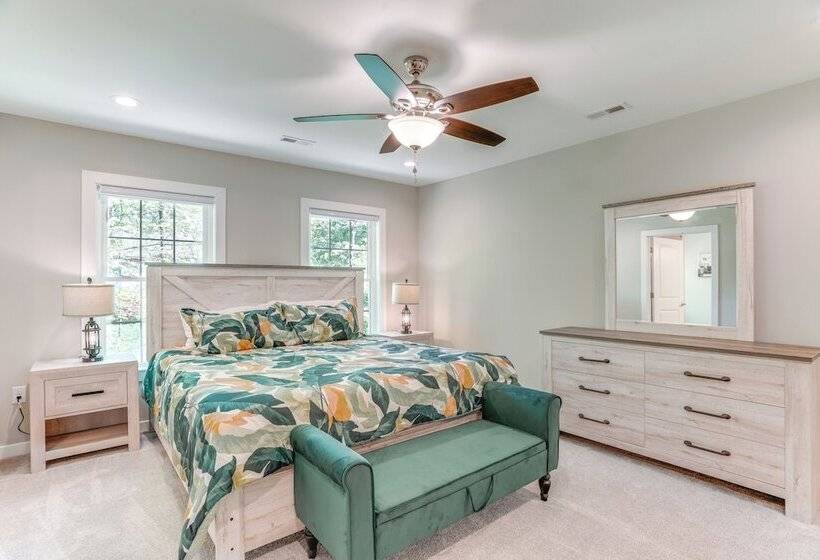 2 Mi To Lake Access: Pet Friendly Bumpass Retreat!