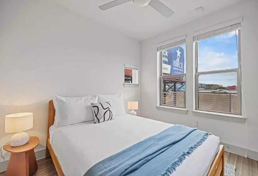 Placemakr Downtown Austin