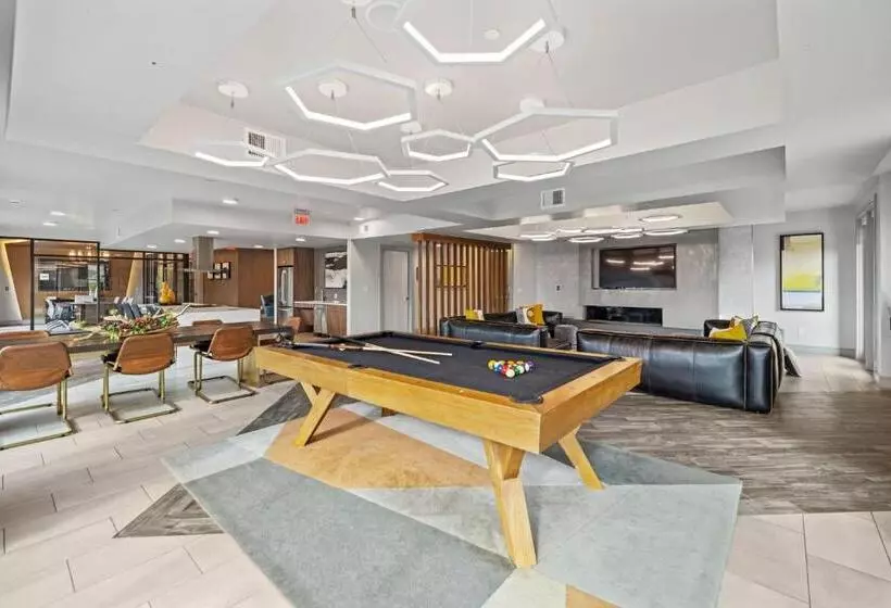 Placemakr Downtown Austin