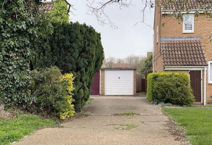 레지던스 Beautiful 3 Bed House In Bedford