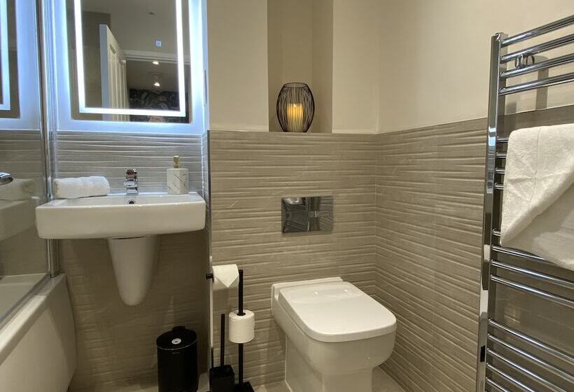 레지던스 Beautiful 3 Bed House In Bedford