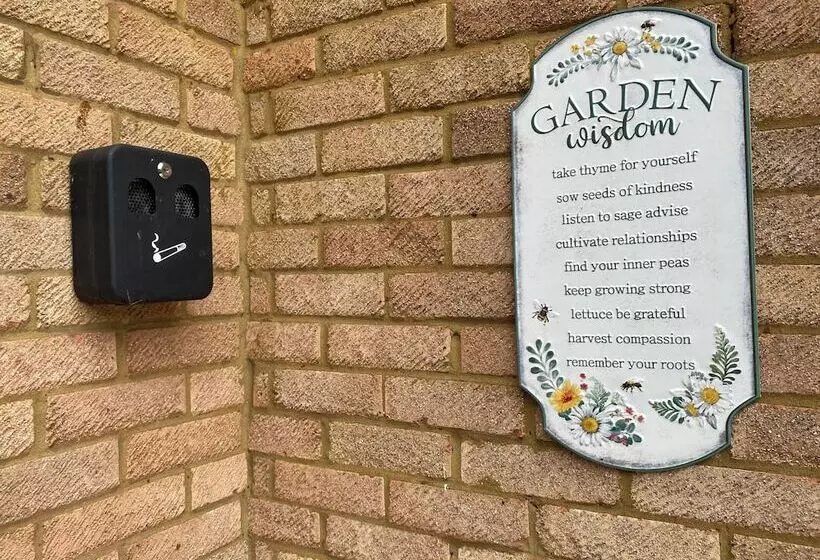 レジデンス Beautiful 3 Bed House In Bedford