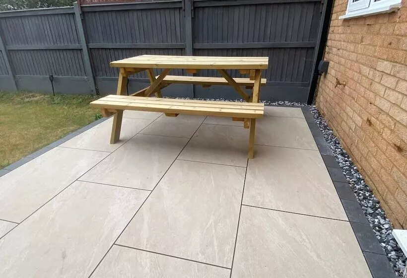 レジデンス Beautiful 3 Bed House In Bedford
