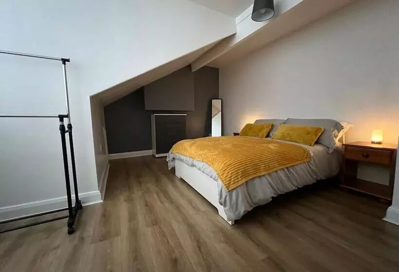 Residenssi City Escape   Charming 2 Bed House
