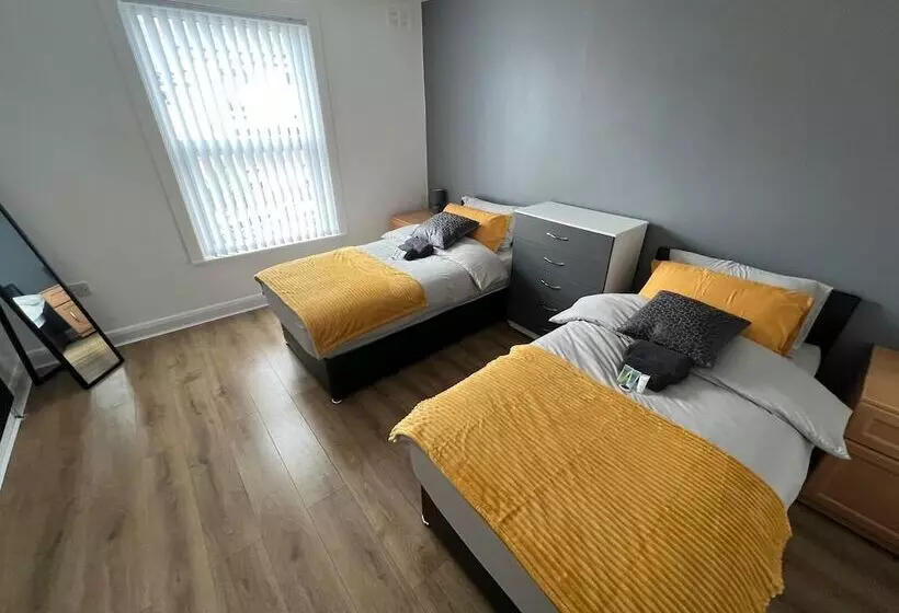 Residenssi City Escape   Charming 2 Bed House