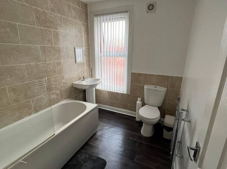 住所  City Escape   Charming 2 Bed House