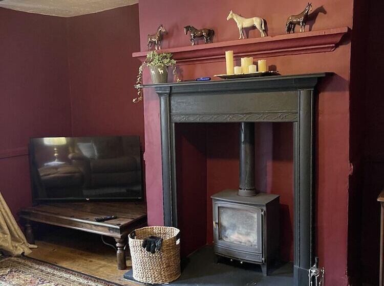 Stunning 2 Bedroomed Cottage