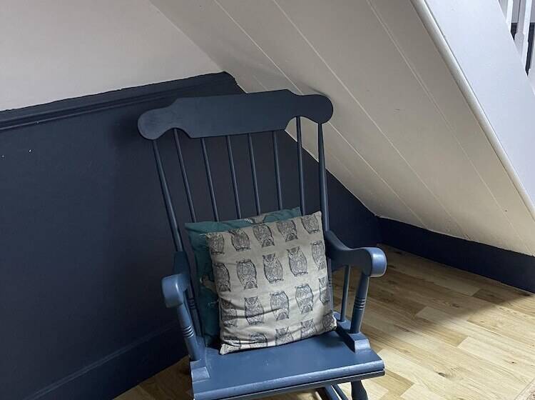 Stunning 2 Bedroomed Cottage