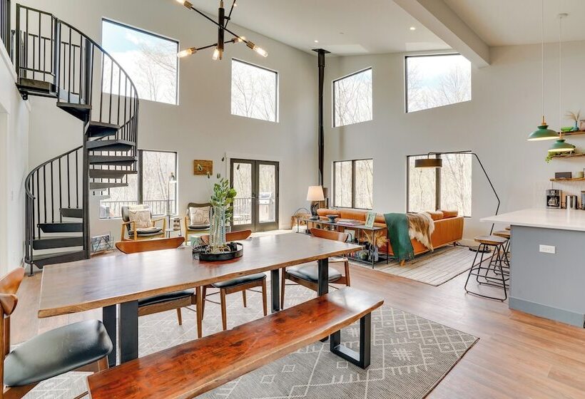 Swanton Retreat W/ Game Room, Hot Tub & Trails!