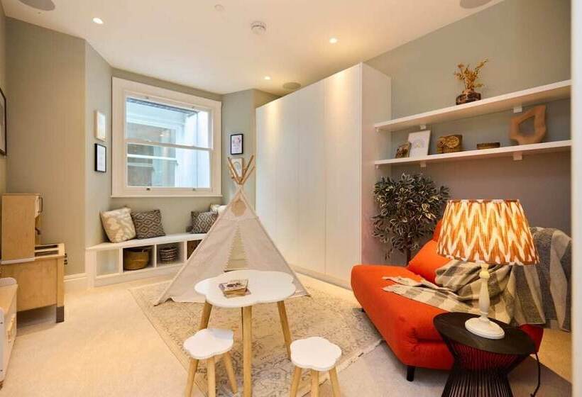 The Regent S Park Scenery   Spacious 3bdr House W/ Garden And Study Room