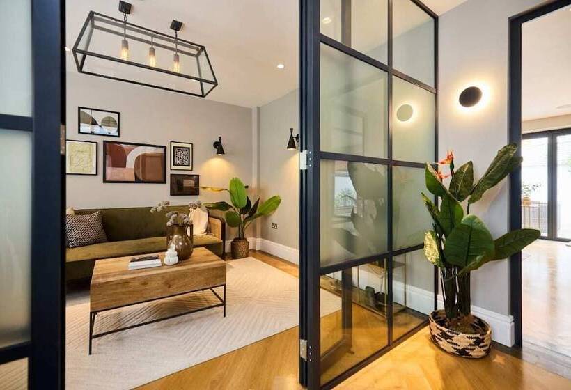 The Regent S Park Scenery   Spacious 3bdr House W/ Garden And Study Room