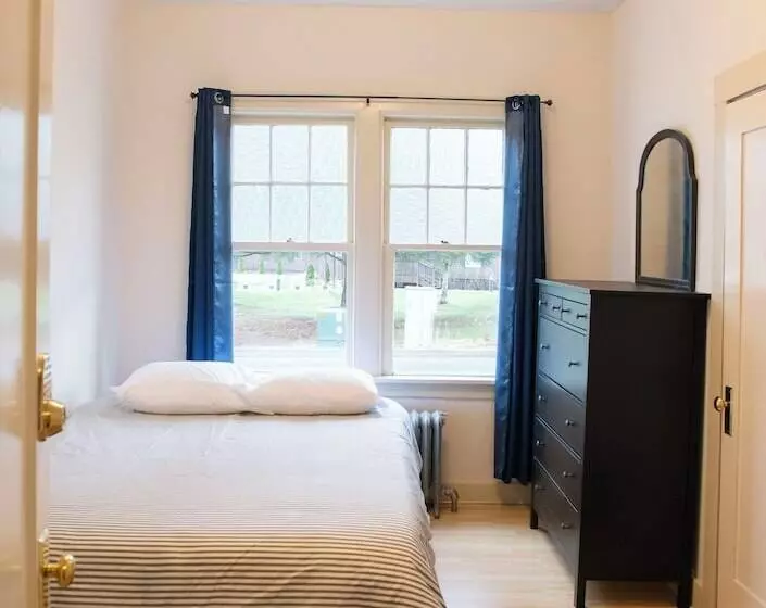 Tillie Paul Hostel