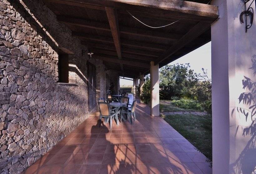 צימר Locanda Il Trovatore