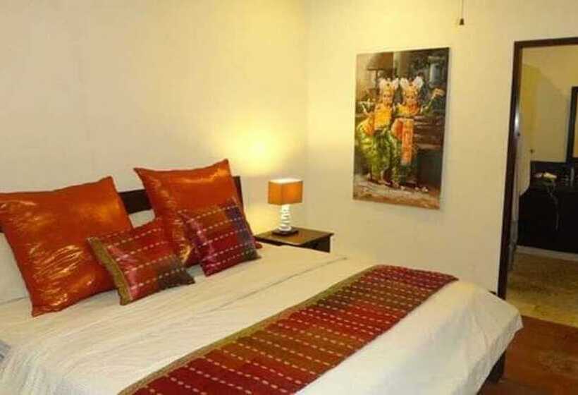 مبيت وإفطار Villa Red Wood Forest